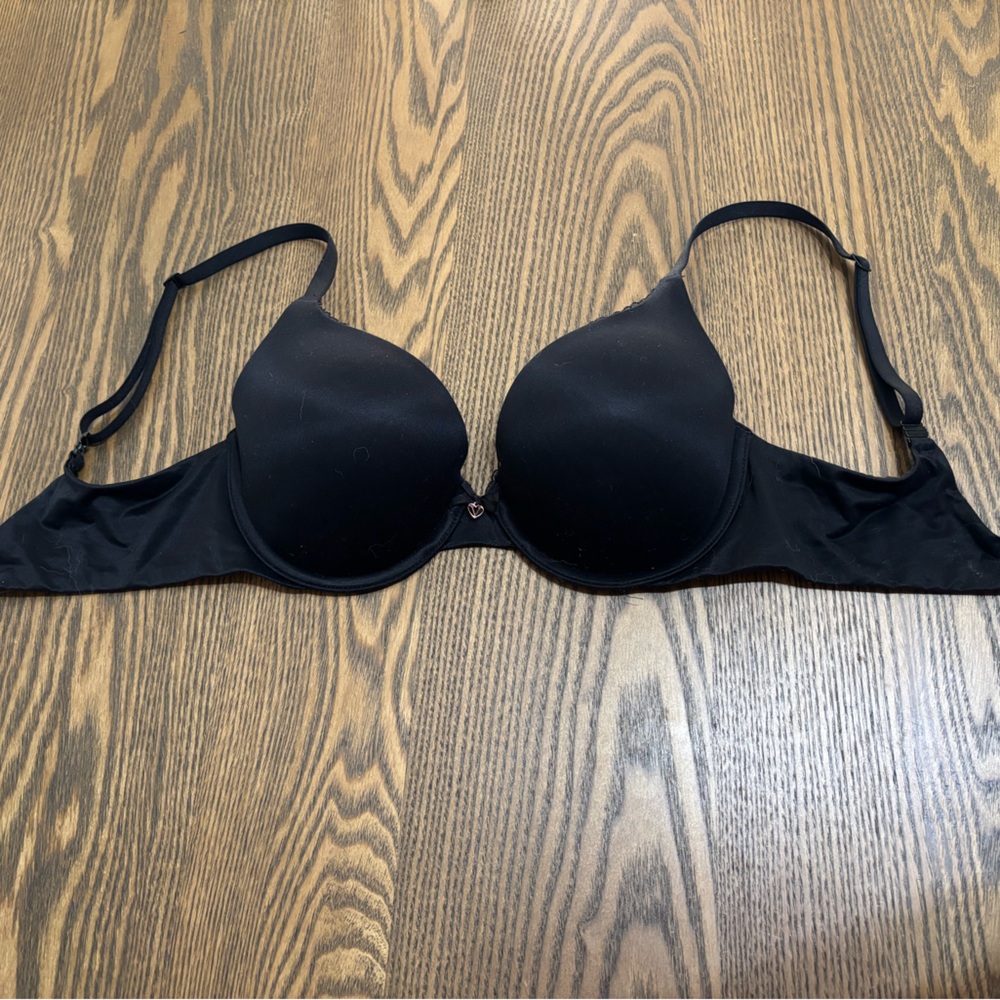 Victoria’s Secret Perfect Shape Bra 32D